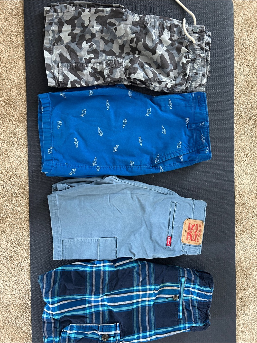 Levi's Light Blue Cargo Shorts - Solid Light Blue